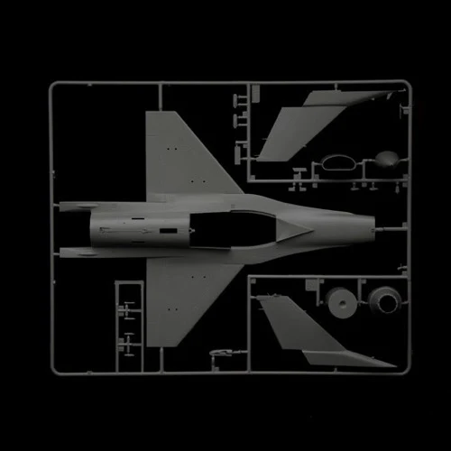 Italeri 35105 1/48 F-16C Fighting Falcon War Thunder Series - Image 17