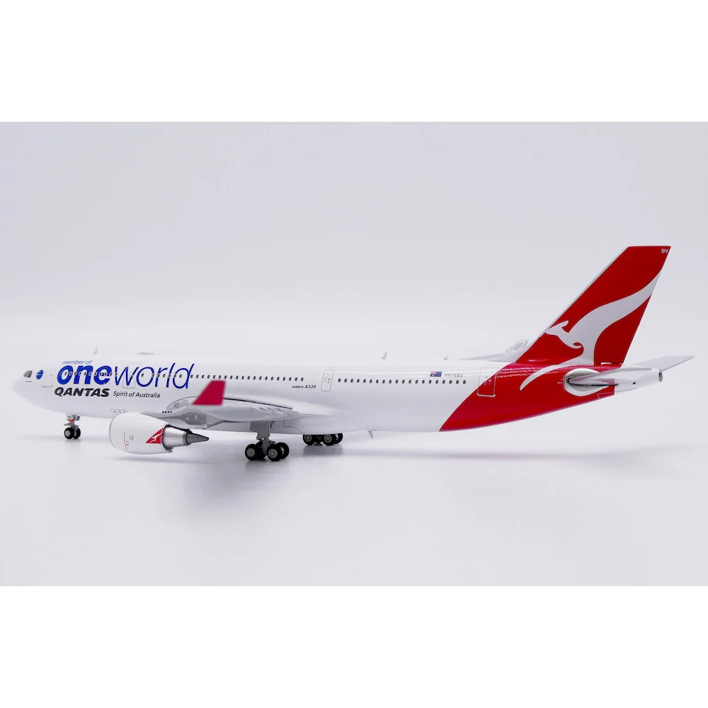 JC Wings 1/400 Qantas Airbus A330-200 "Oneworld" Reg: VH-EBV With Antenna - Image 5