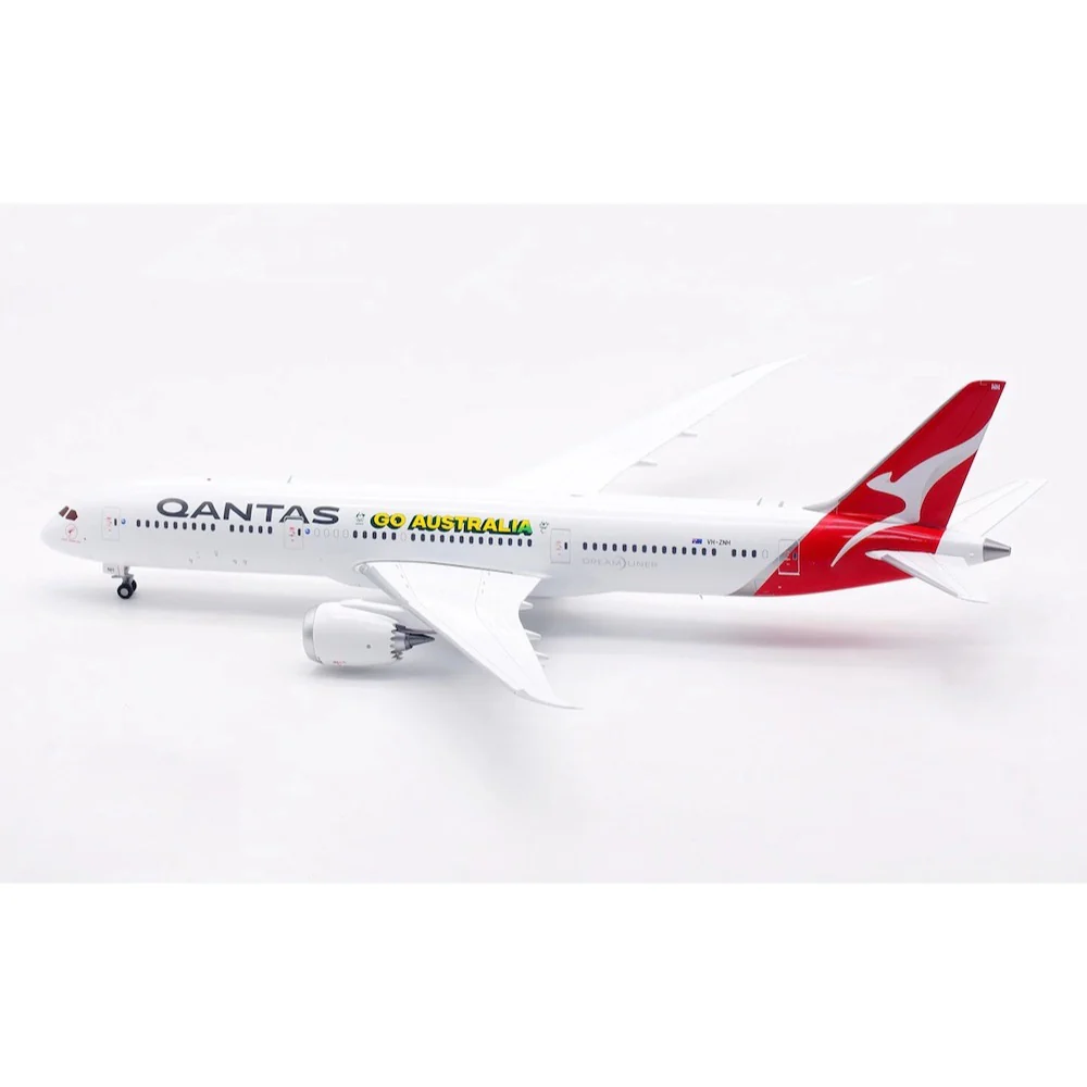 JC wings XX20568 1/200 Qantas Boeing 787-9 Dreamliner Go Australia Reg VH-ZNH With Stand - Image 3