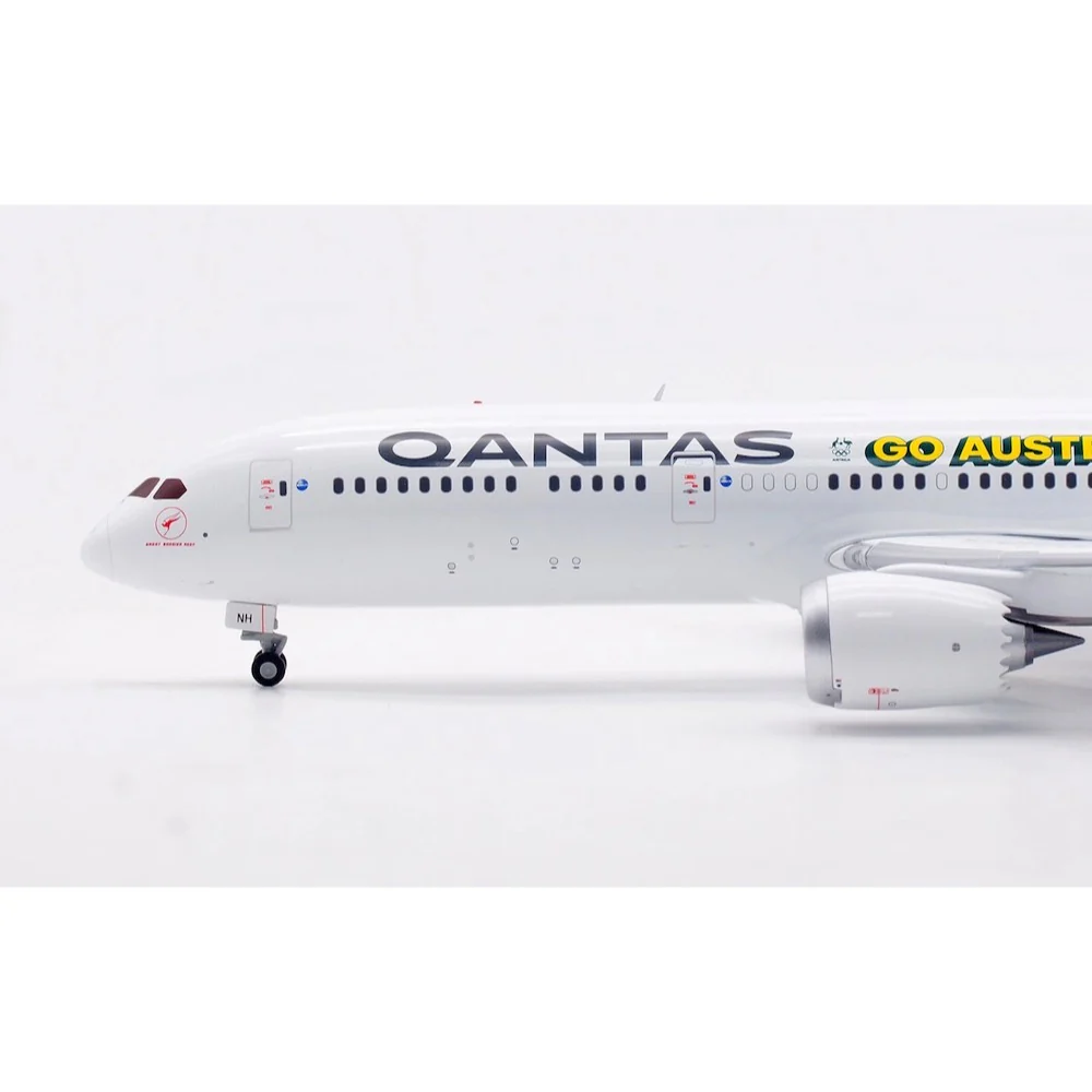 JC wings XX20568 1/200 Qantas Boeing 787-9 Dreamliner Go Australia Reg VH-ZNH With Stand - Image 7