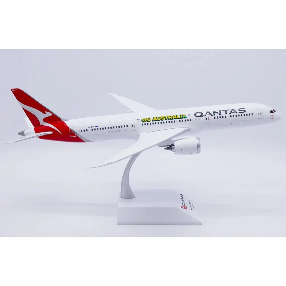 JC wings XX20568A 1/200 Qantas Boeing 787-9 Dreamliner "Go Australia" Reg: VH-ZNH "Flaps Down" With Stand - Image 12