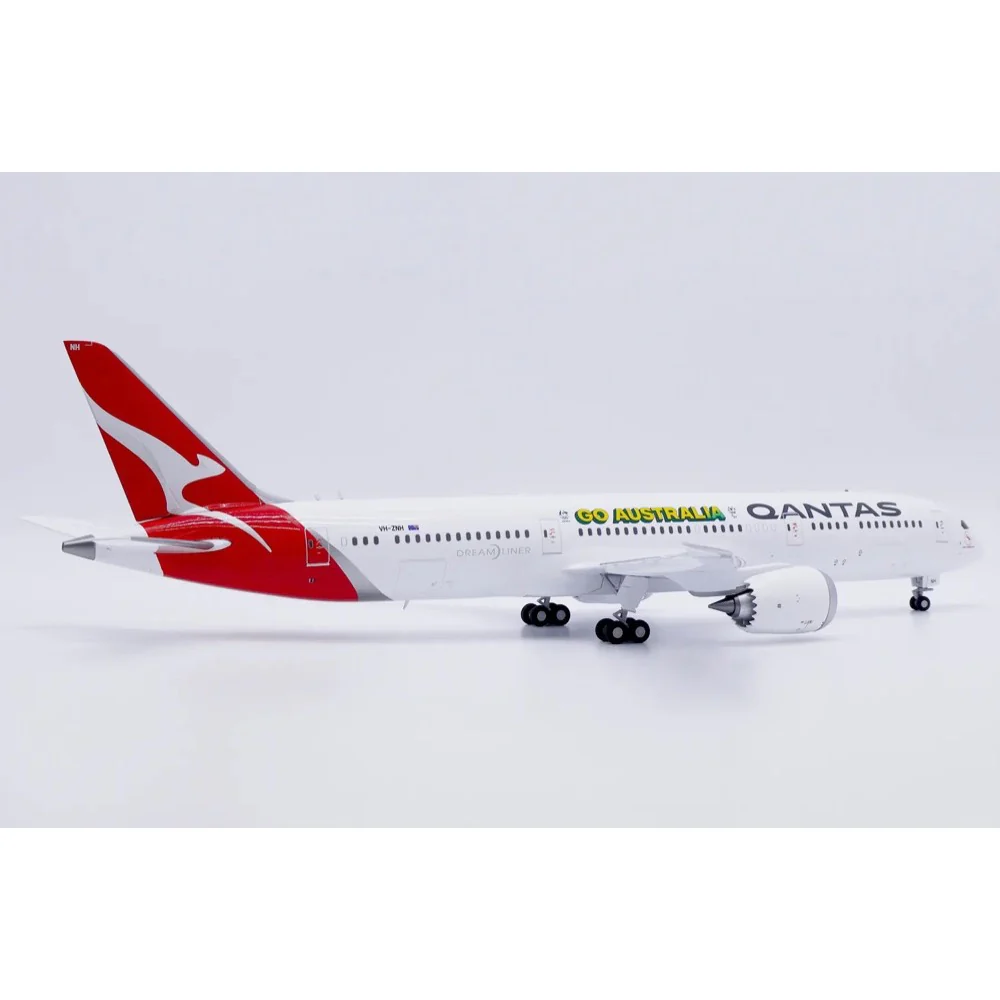 JC wings XX20568A 1/200 Qantas Boeing 787-9 Dreamliner "Go Australia" Reg: VH-ZNH "Flaps Down" With Stand - Image 3