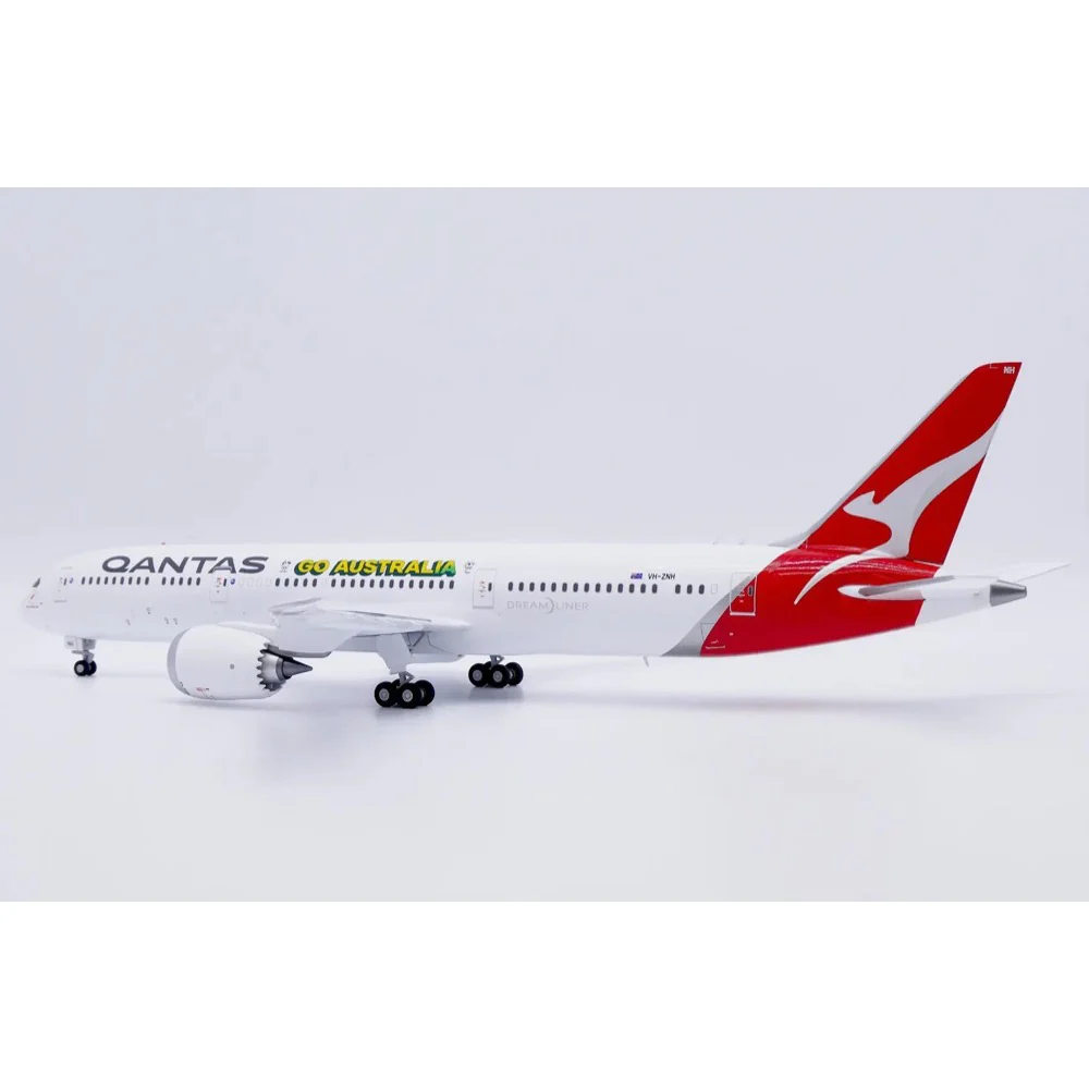 JC wings XX20568A 1/200 Qantas Boeing 787-9 Dreamliner "Go Australia" Reg: VH-ZNH "Flaps Down" With Stand - Image 5