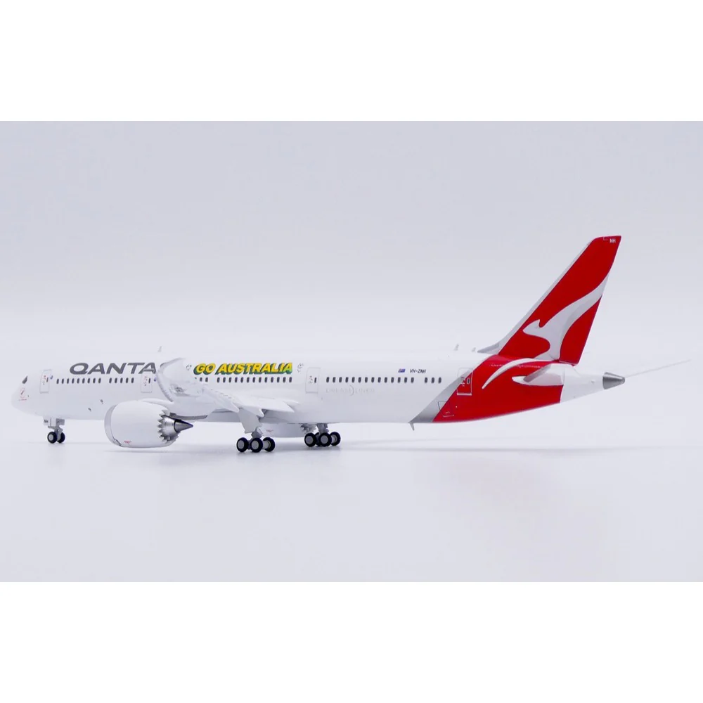 JC Wings XX40317A 1/400 Qantas Boeing 787-9 Dreamliner "Go Australia" Reg: VH-ZNH "Flaps Down" With Antenna - Image 5