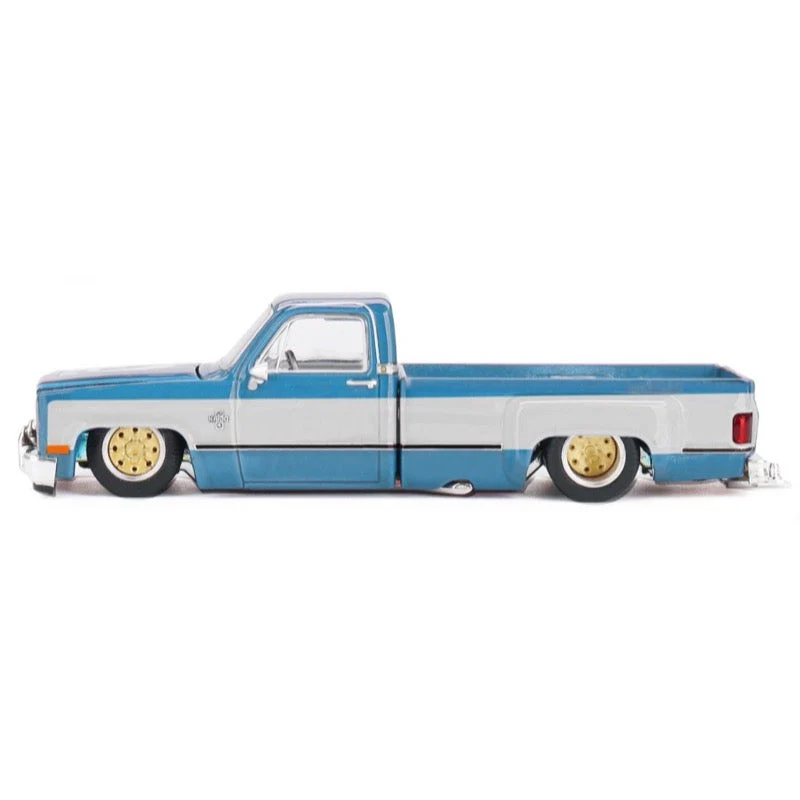 Kaido House x Mini GT KHMG192 1/64 Chevrolet Silverado Dually Vintage Spec V1 - Image 3