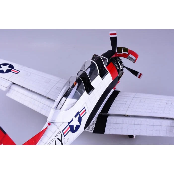 Kitty Hawk 32015 1/32 T-28C Trojan - Image 2