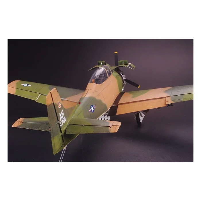 Kitty Hawk 32015 1/32 T-28C Trojan - Image 7