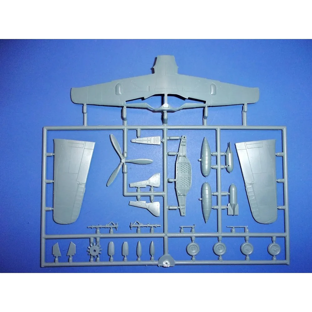 KP Models 0491 1/72 Focke-Wulf Fw-190A-3 'Aces' - Image 3