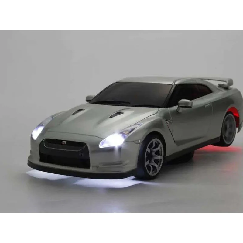 Kyosho First Mini-Z Nissan GT-R R35 RC Car (Silver) - Image 4