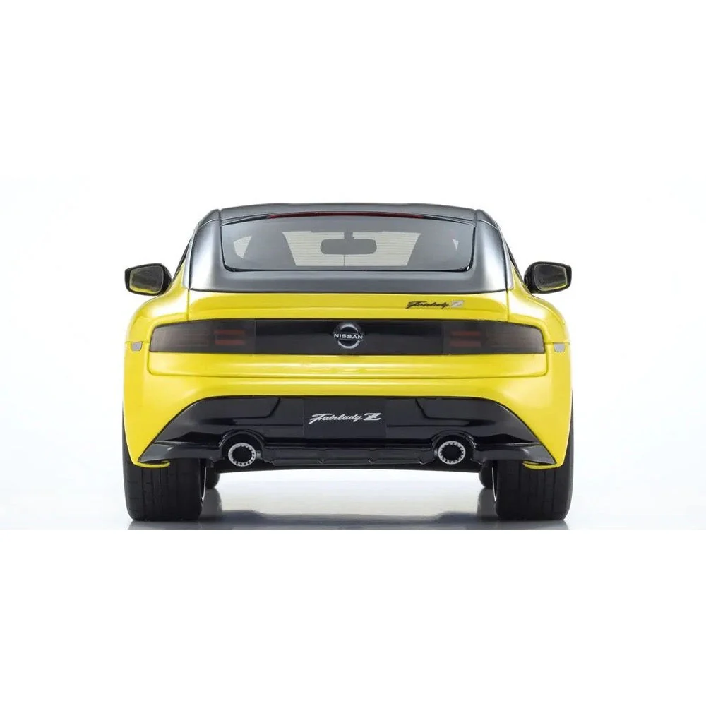 Kyosho KSR18056Y 1/18 Nissan Fairlady Z Yellow / Black - Image 5