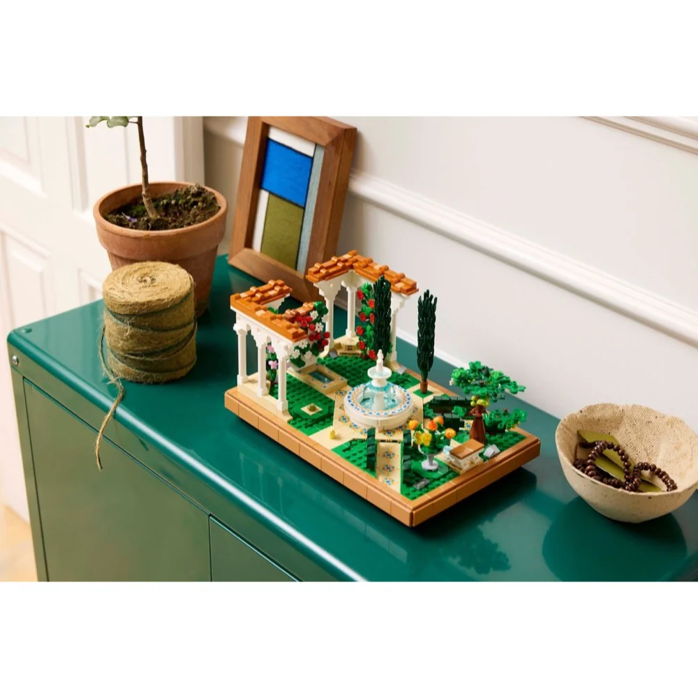 Lego 10359 Icons Fountain Garden - Image 11