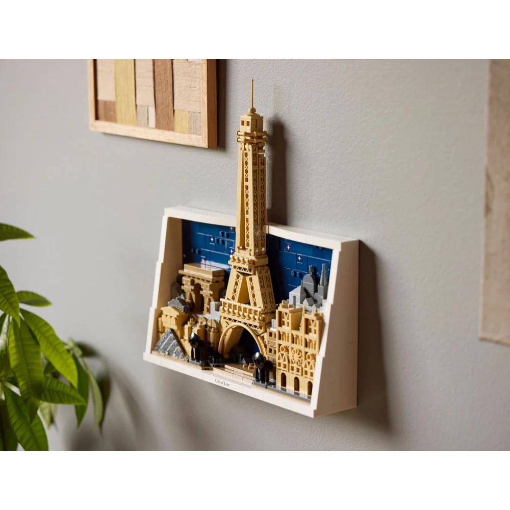 Lego 21064 Architecture Paris City of Love - Image 7