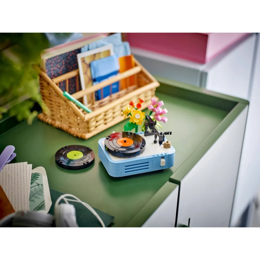Lego 31172 Creator Record Player with Flowers - Image 7