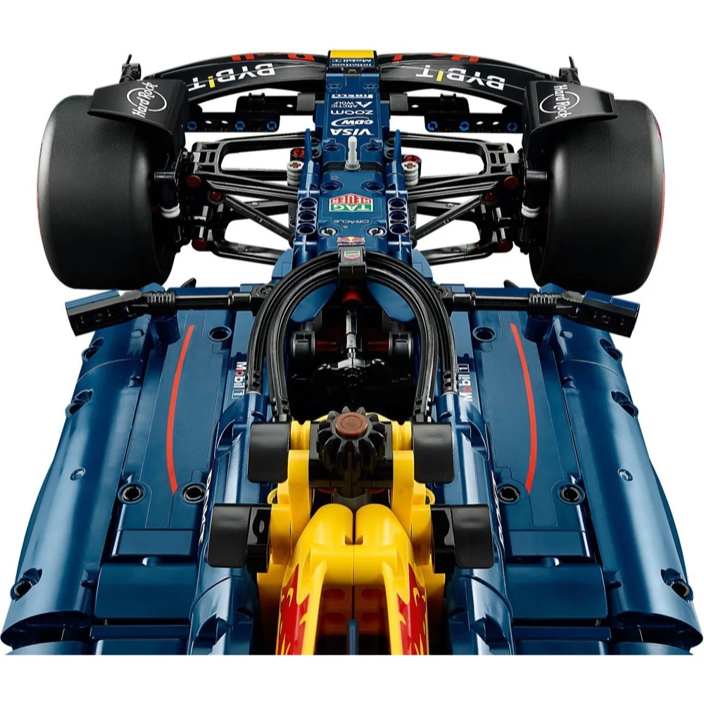 LEGO 42206 Technic Oracle Red Bull Racing RB20 F1 Car - Image 7
