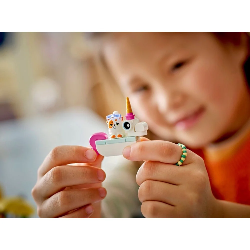 Lego 42658 Friends Unicorn & Flamingo Pool Party - Image 9