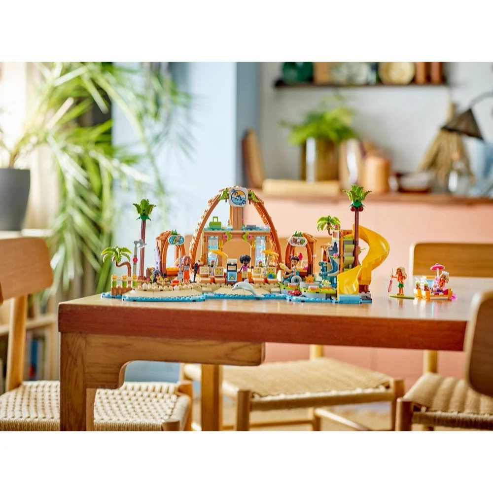 Lego 42673 Friends Family Vacation Beach Resort - Image 12