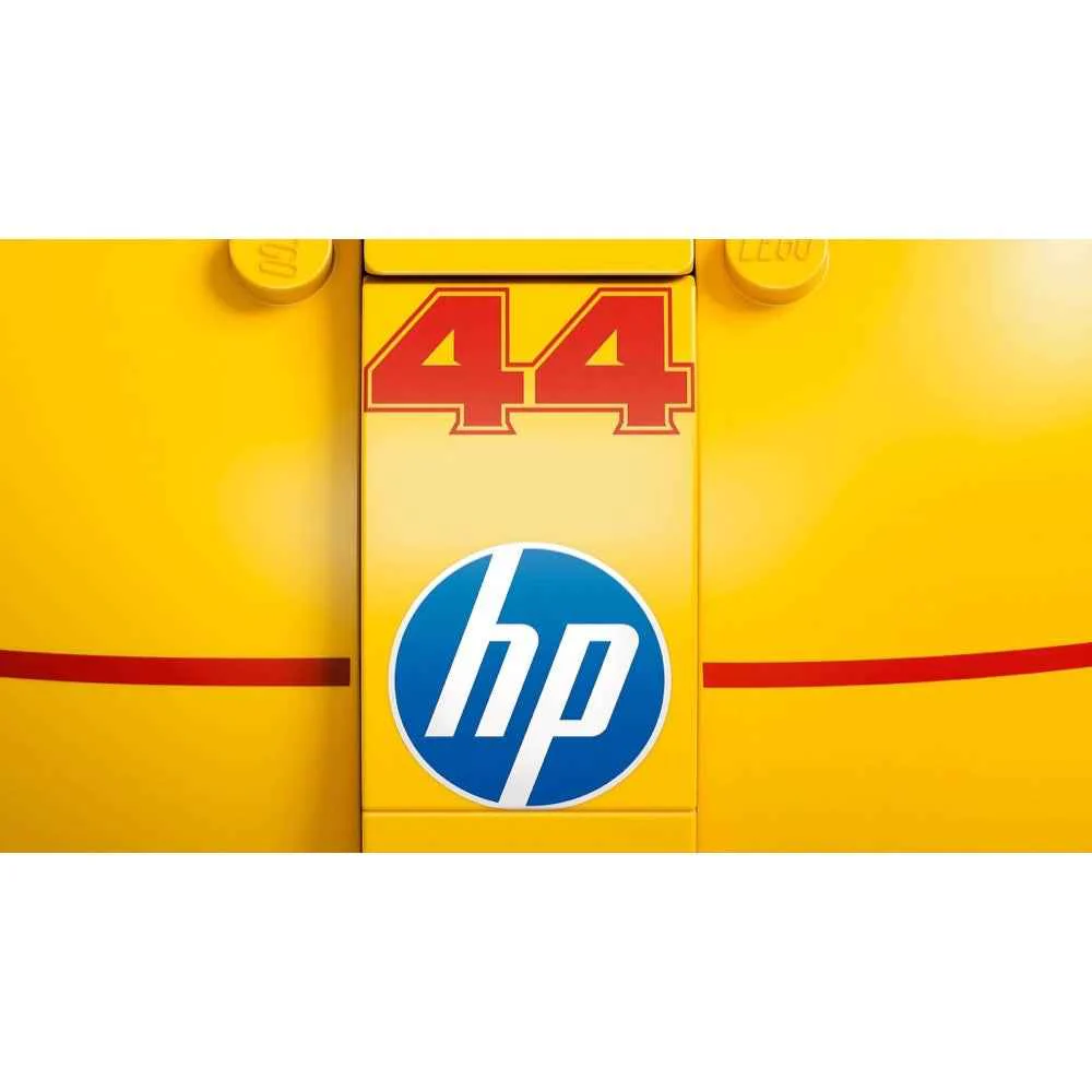 LEGO 43022 Scuderia Ferrari HP Lewis Hamilton Helmet - Image 9