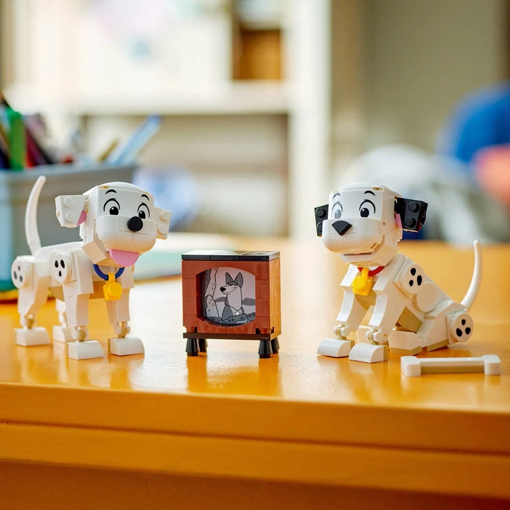 Lego 43271 Disney Classic Lucky & Penny 101 Dalmatians Puppies - Image 9