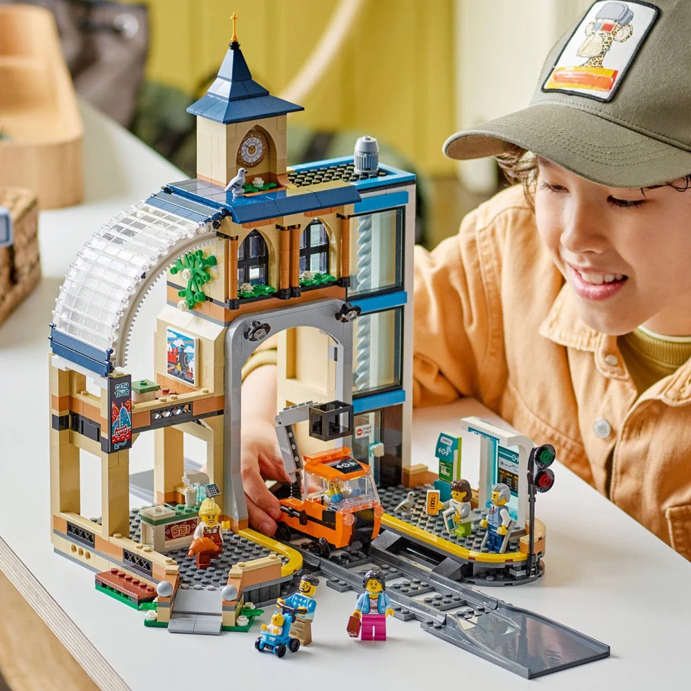 Lego 60469 City Central Train Station - Image 8