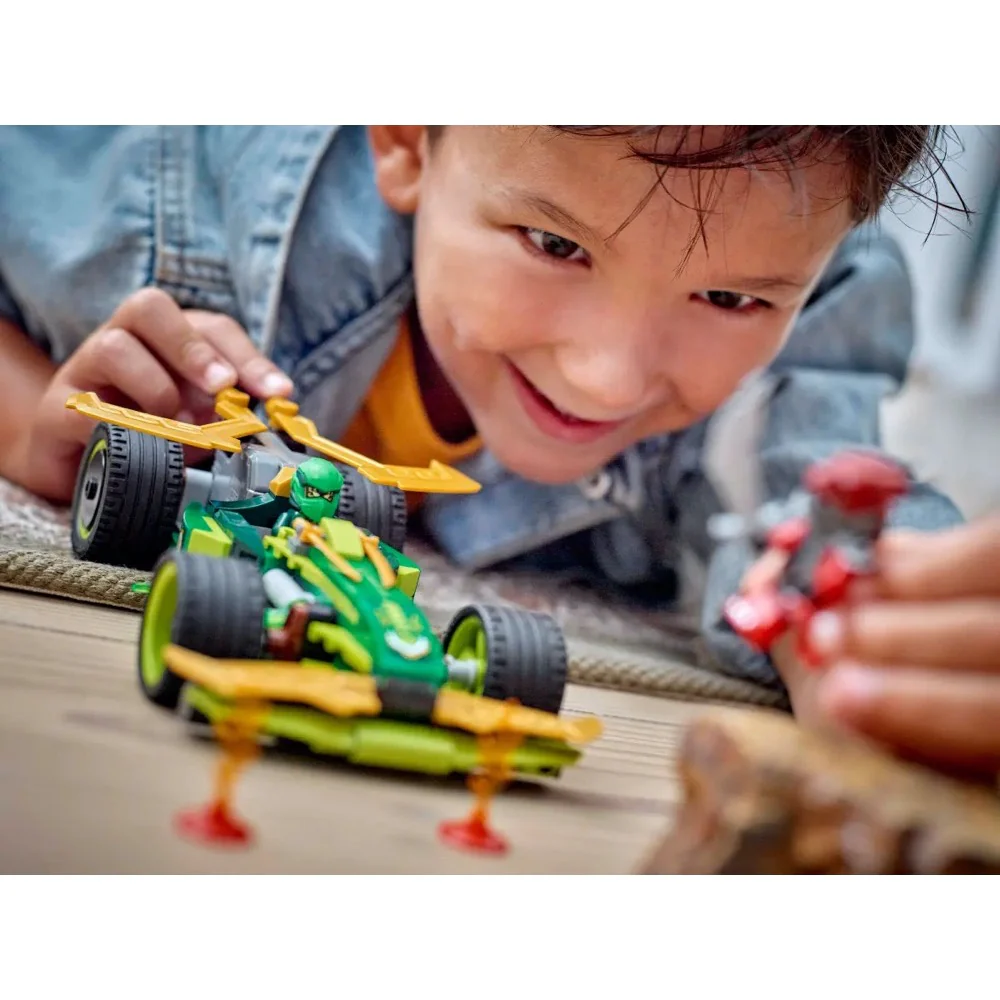 LEGO 71828 Ninjago Lloyd's Pull-Back Race Car - Image 7