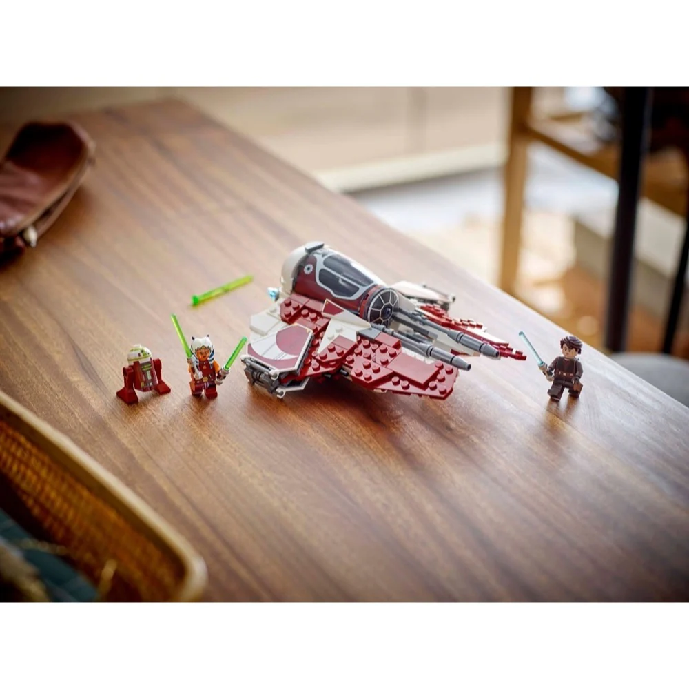 LEGO 75401 Star Wars TM Ahsoka's Jedi Interceptor™ - Image 11