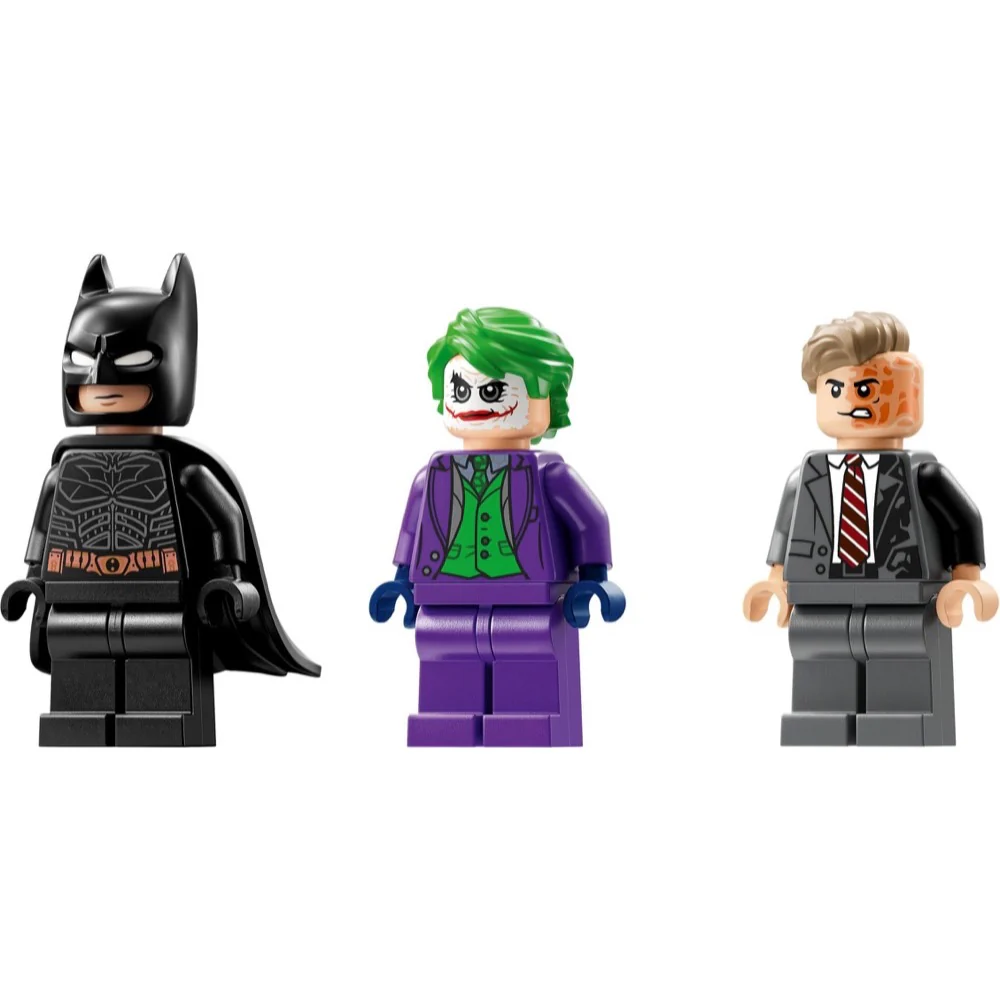 LEGO 76303 Super Heroes Batman™ Tumbler vs. Two-Face™ & The Joke - Image 5