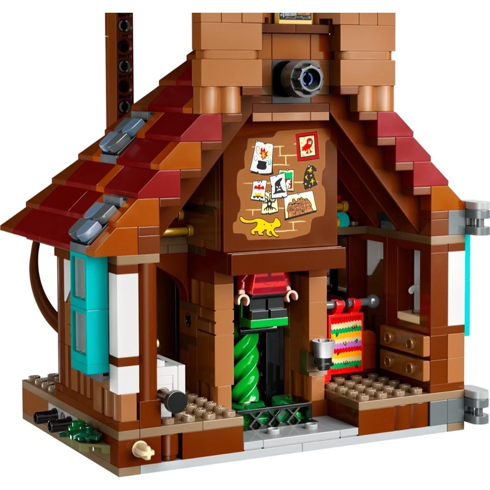LEGO 76437 Harry Potter TM The Burrow – Collectors' Edition - Image 4