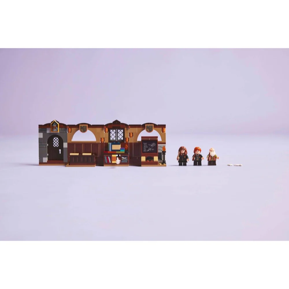 LEGO 76442 Harry Potter Hogwarts™ Castle Charms Class - Image 11