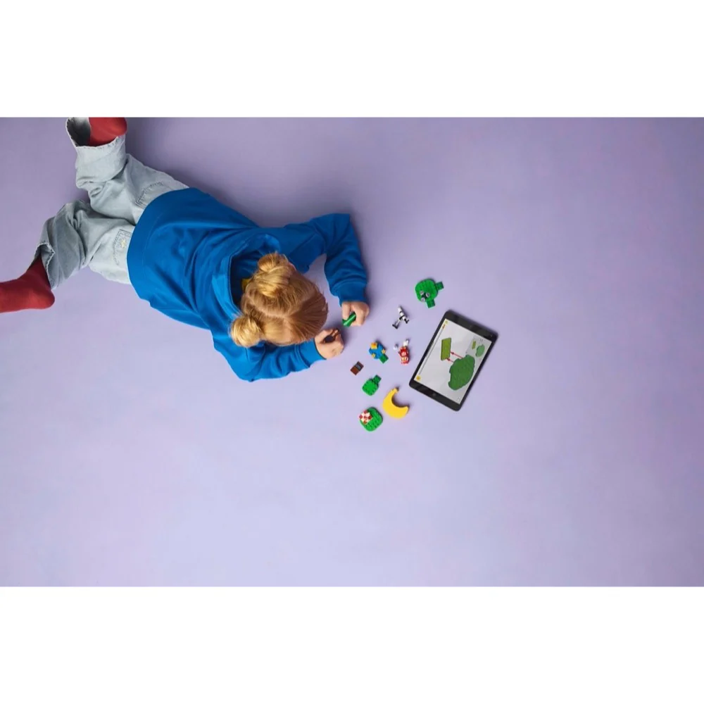 LEGO 77053 Animal Crossing Stargazing with Celeste - Image 9