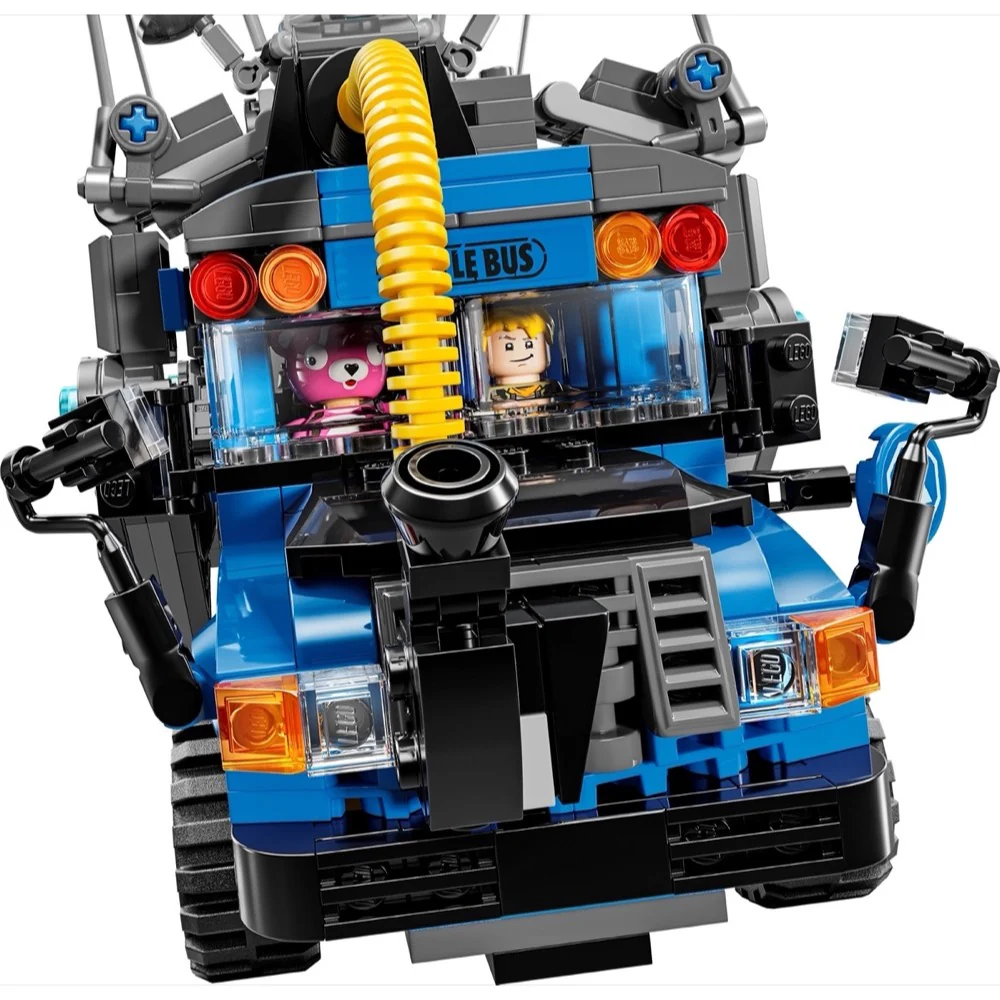 LEGO 77073 Fortnite Battle Bus - Image 3