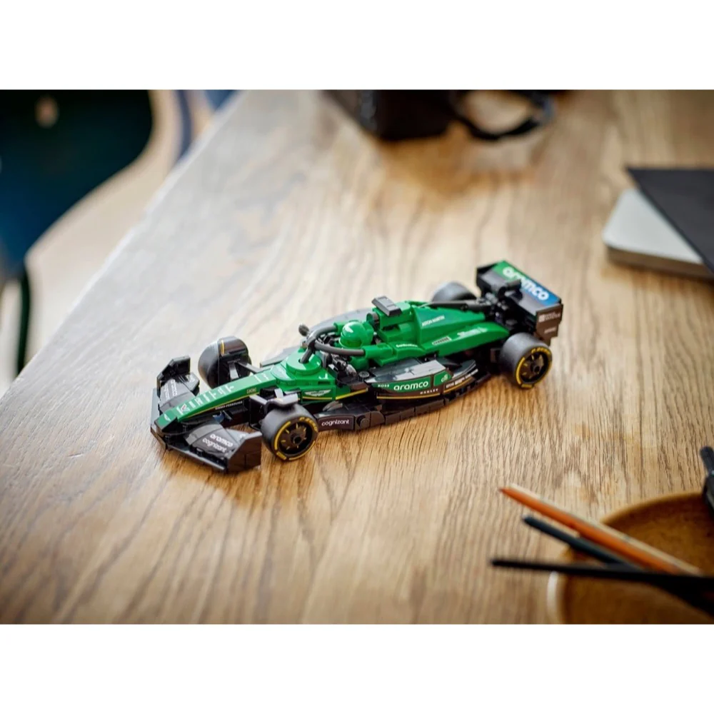 Lego 77245 Speed Champions Aston Martin Aramco F1 AMR24 Race Car - Image 8