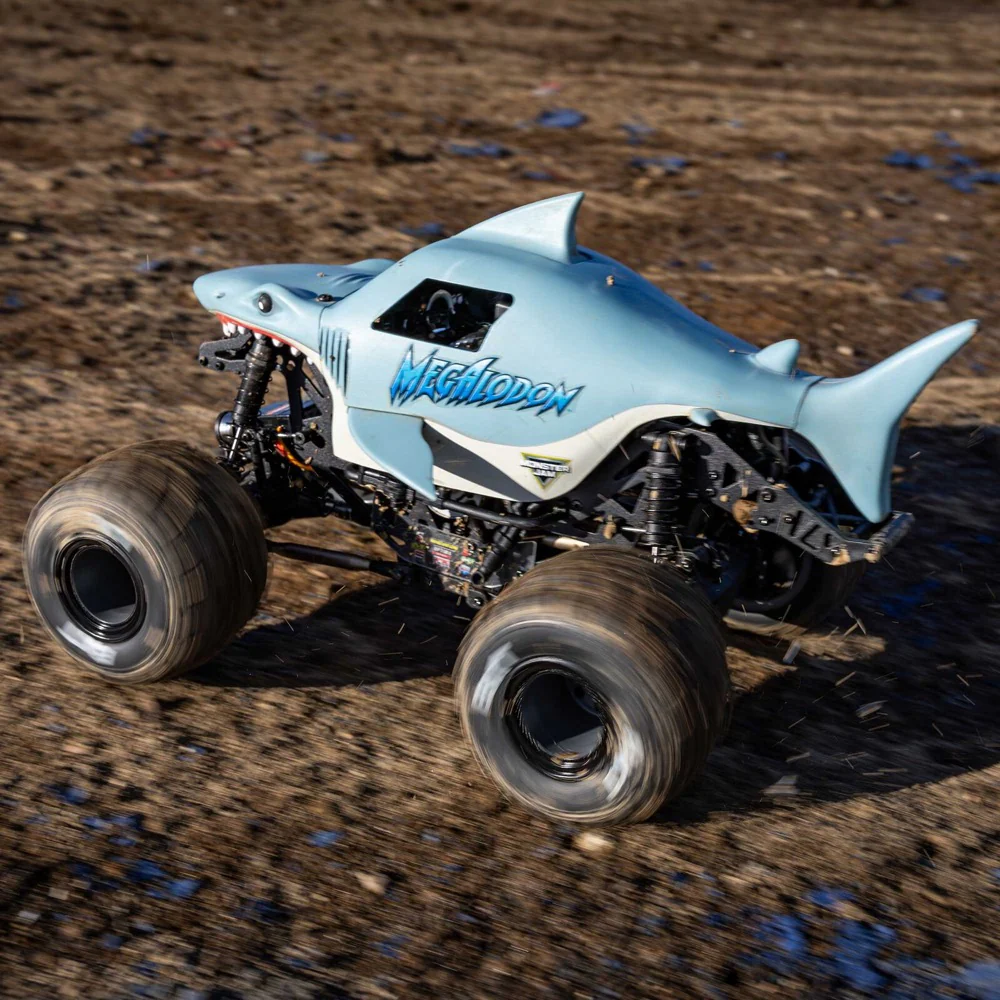 Losi 1/18 Mini LMT 4WD Monster Truck Megalodon LOS01026T3 - Image 21