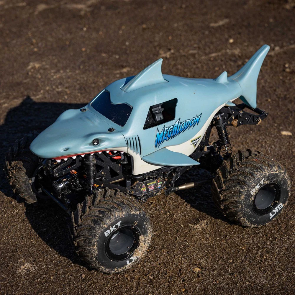 Losi 1/18 Mini LMT 4WD Monster Truck Megalodon LOS01026T3 - Image 22