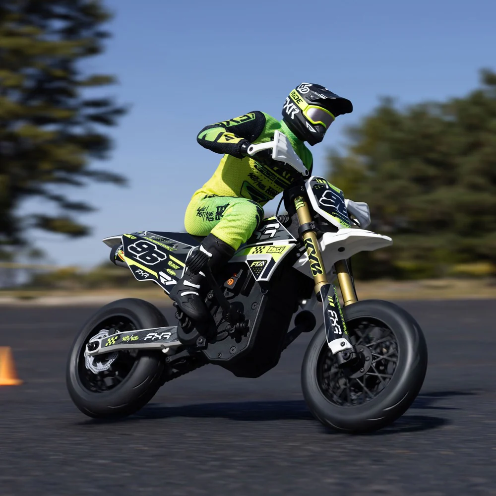 Losi LOS-2310 Promoto-SM 1/4 Super Moto Motorcycle FXR White RTR - Image 17