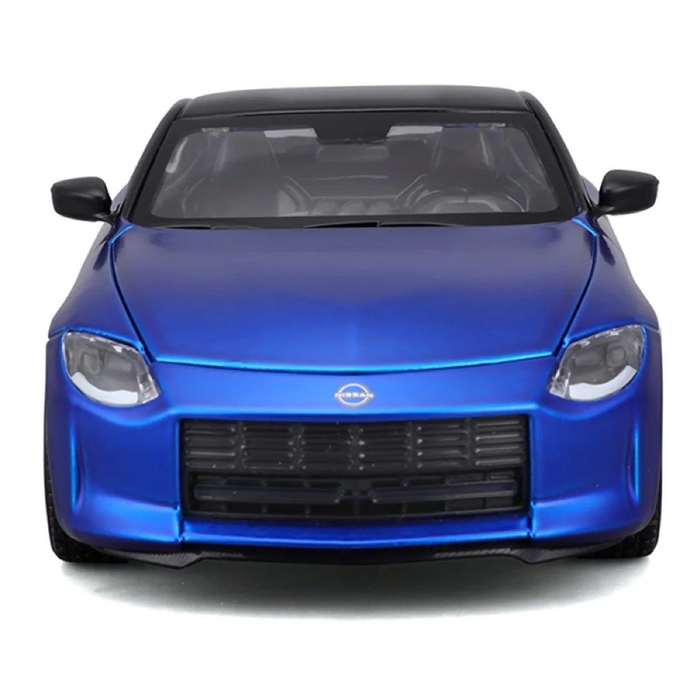 Maisto 39267 1/24 Assembly Line Nissan Z Coupe 2023 - Image 3