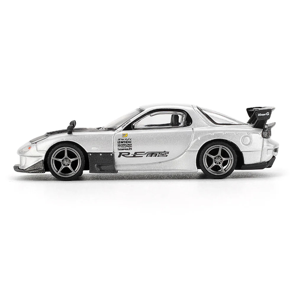 Mini GT MGT01106-R 1/64 Mazda RX-7 RE-Amemiya Silver Metallic - Image 3
