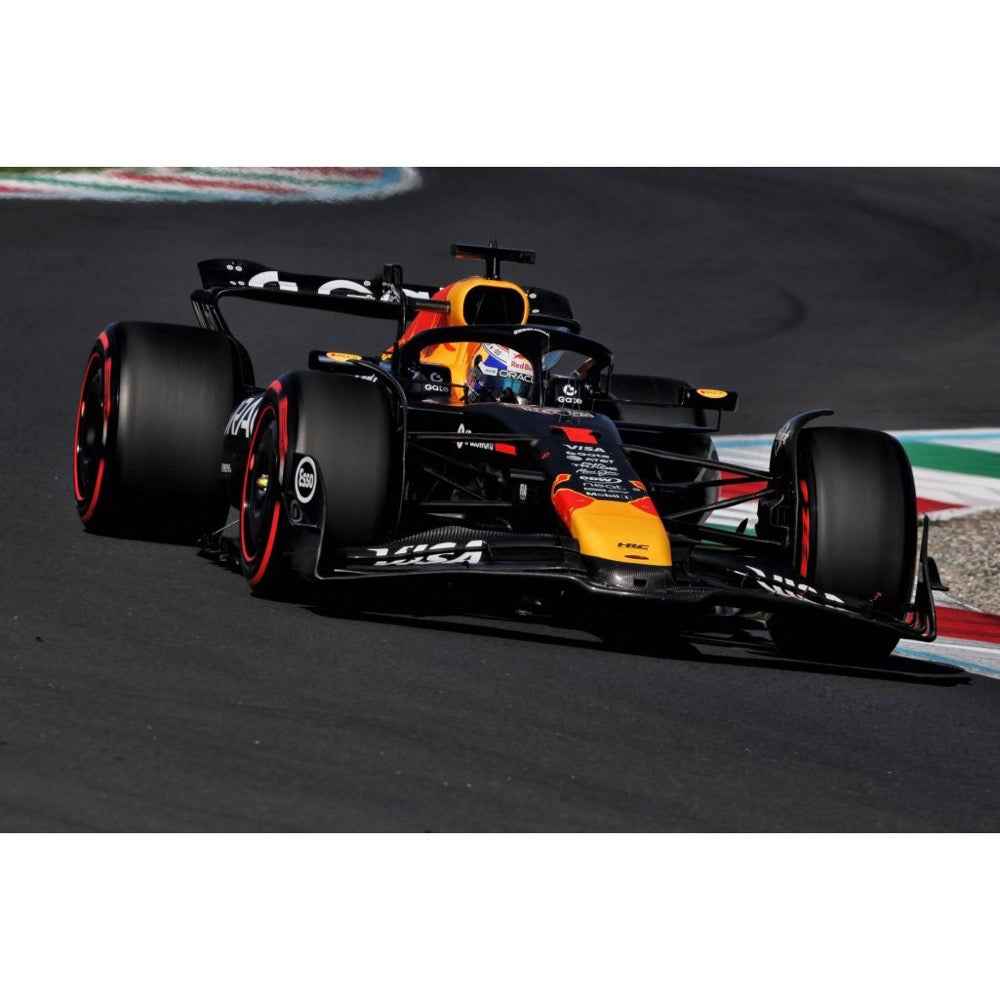 Minichamps 117251601 1/18 Oracle Red Bull Racing RB21 Winner Italian GP 2025 Max Verstappen - Image 2