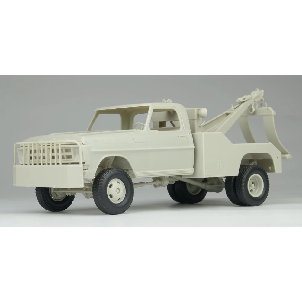 Moebius 2598 1/25 1972 Ford F-350 Wrecker 4x4 High Side - Image 2