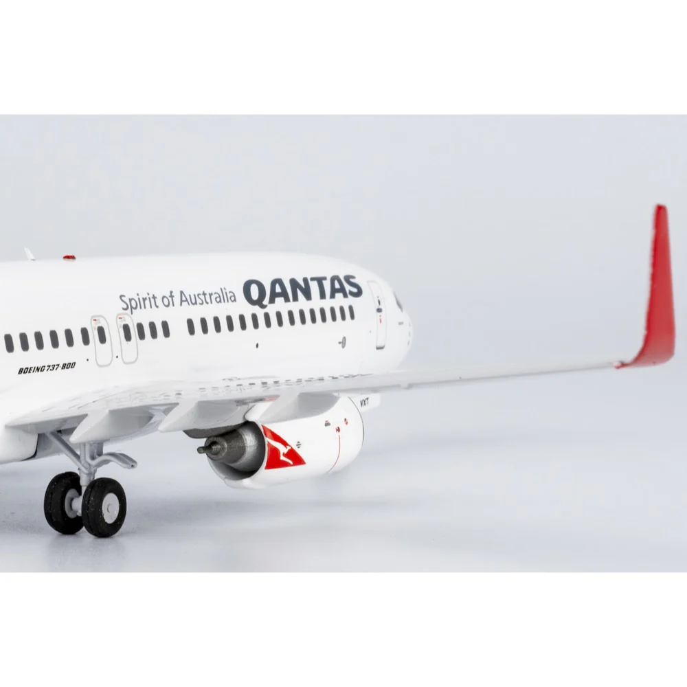 NG Models 08025 1/200 Qantas 737-800/w VH-VXT Townsville - Image 8