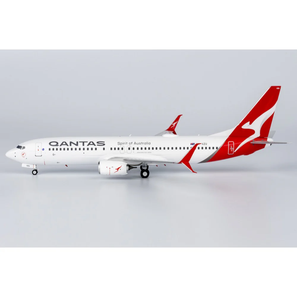NG Models 08026 1/200 Qantas 737-800/w VH-VZU with scimitar winglets; New Colours - Image 2