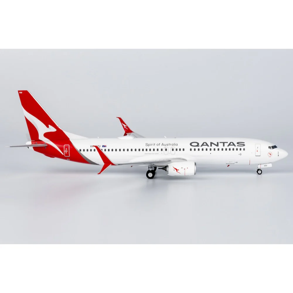 NG Models 08026 1/200 Qantas 737-800/w VH-VZU with scimitar winglets; New Colours - Image 4