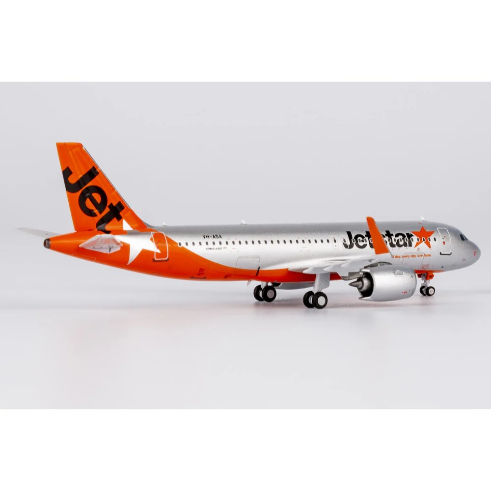 NG Models 15059 1/400 Jetstar Airways A320neo VH-A5A First A320neo for Jetstar - Image 4