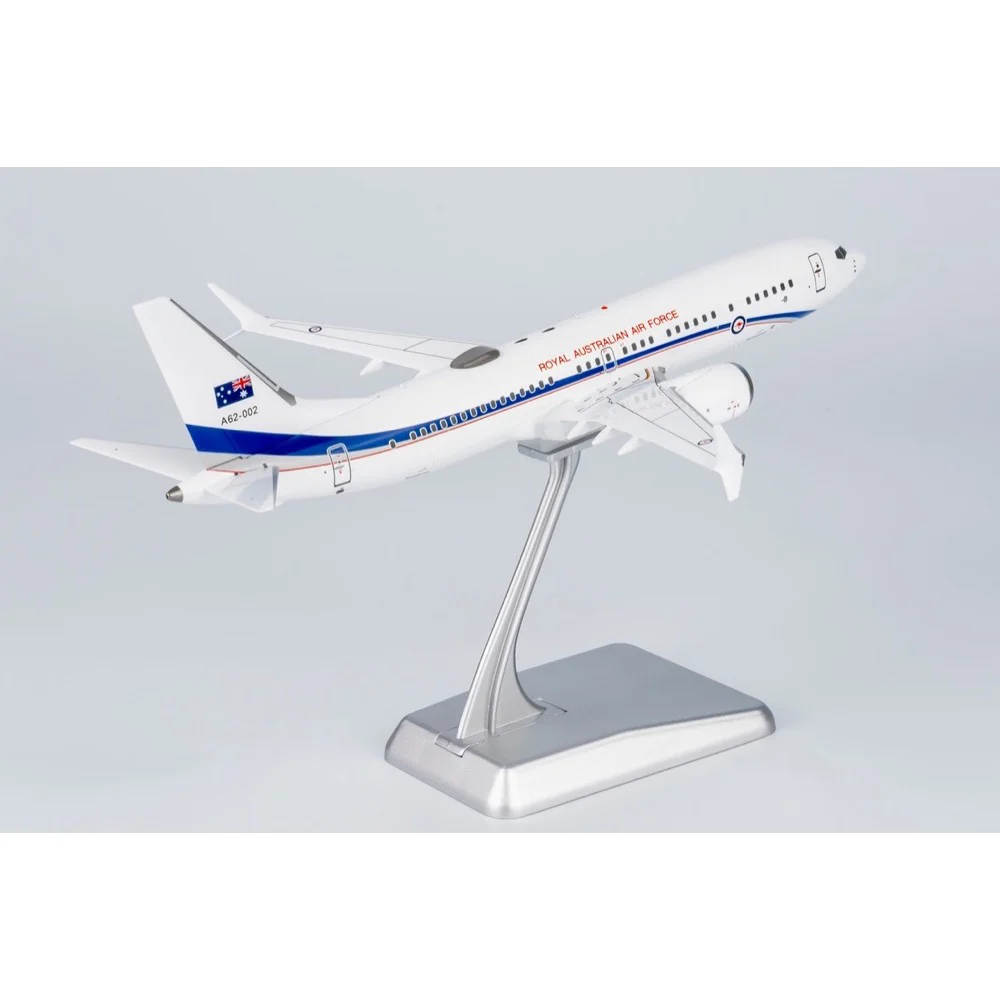 NG Models 92008 1/200 Royal Australian Air Force (RAAF) 737 MAX 8 VIP A62-002 - Image 10