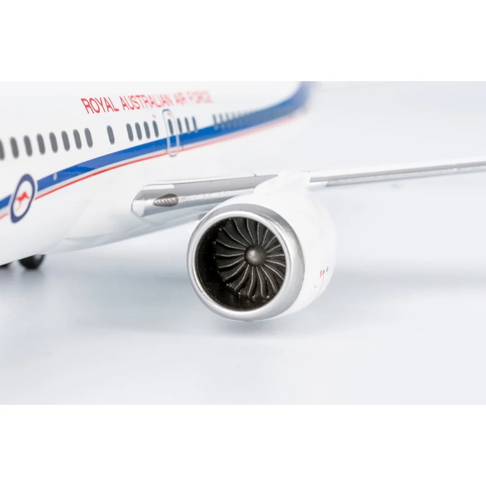 NG Models 92008 1/200 Royal Australian Air Force (RAAF) 737 MAX 8 VIP A62-002 - Image 8