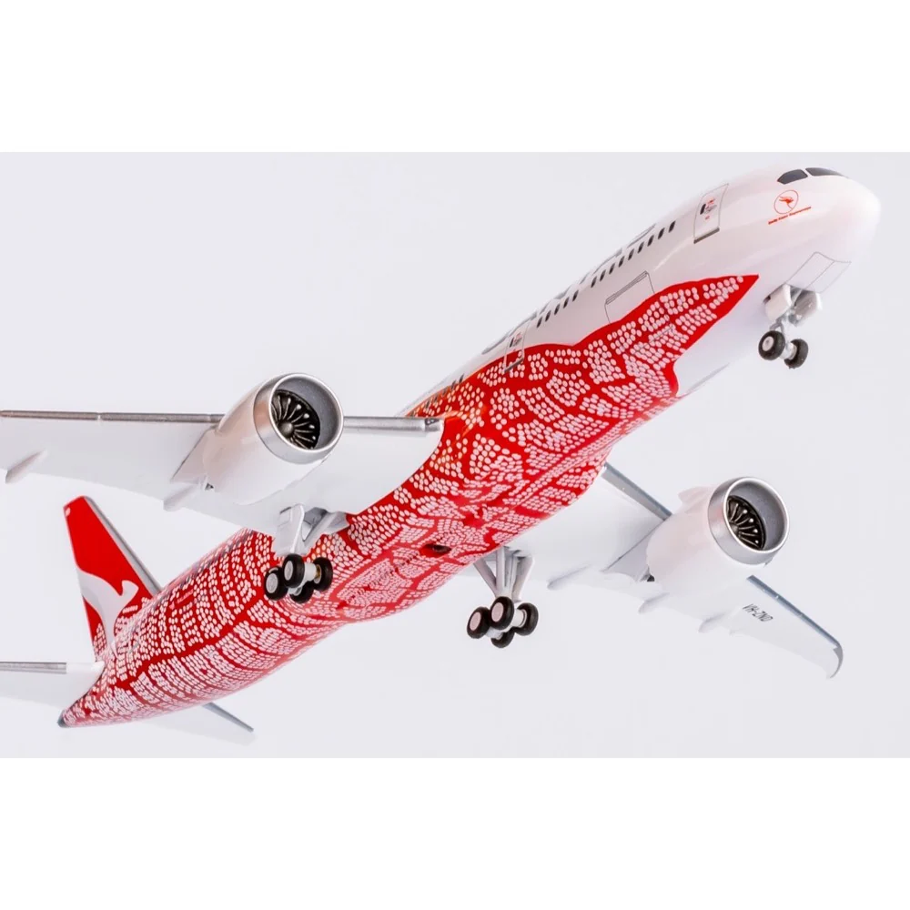 NG Models QFA020 1/400 Qantas 787-9 Dreamliner VH-ZND Emily Kame Kngwarreye - Image 10