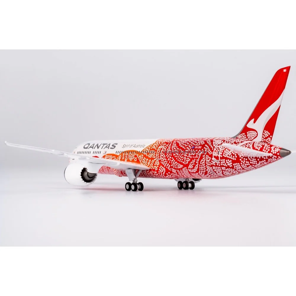 NG Models QFA020 1/400 Qantas 787-9 Dreamliner VH-ZND Emily Kame Kngwarreye - Image 7