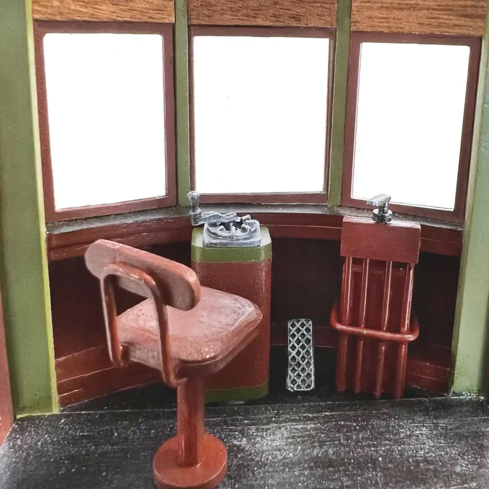 OcCre 1/24 New Orleans Streetcar Model Kit - Image 8