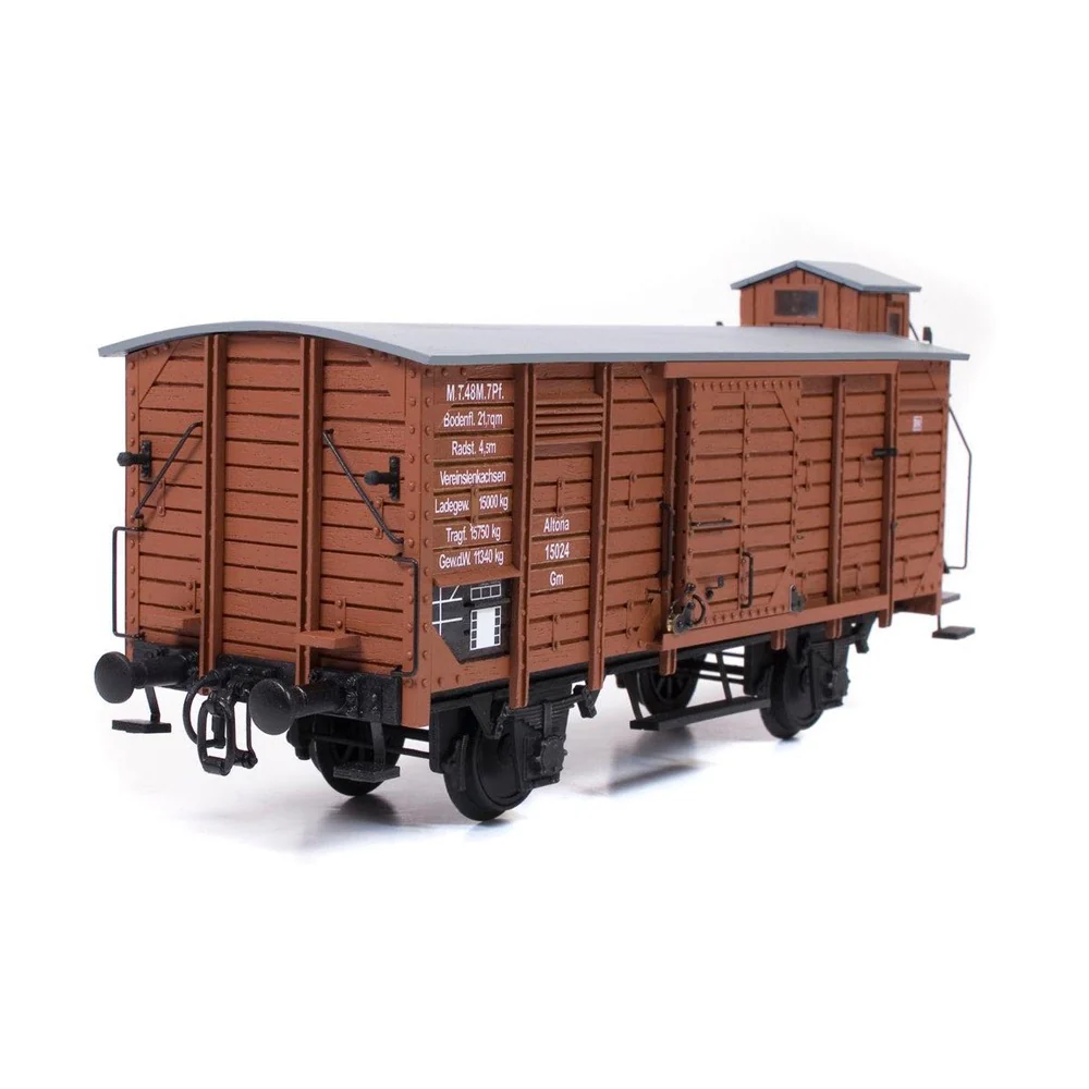OcCre 1/32 Freight Rail Wagon Model Kit - Image 3