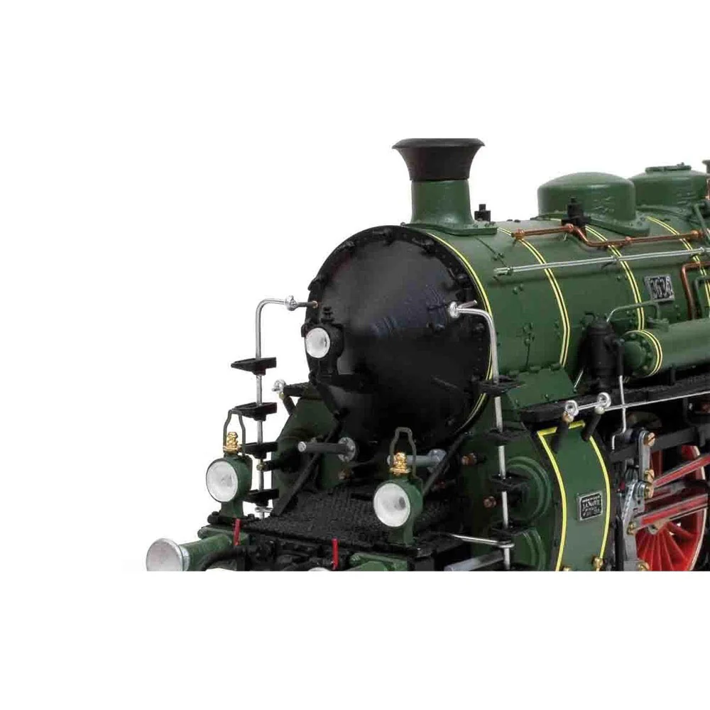 OcCre 54002 1/32 Bavarian BR-18 Train Model Kit - Image 7