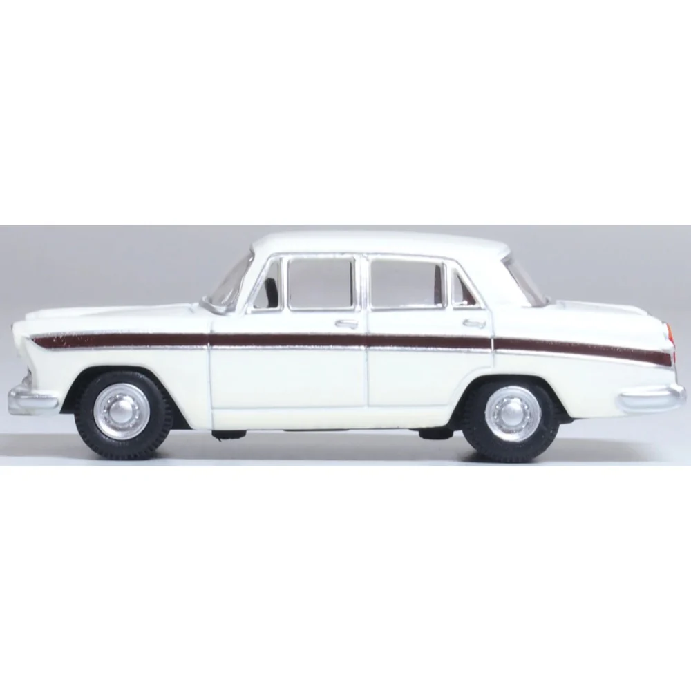 Oxford 76ACF007 1/76 Austin Cambridge Snowberry White/Embassy Maroon - Image 2